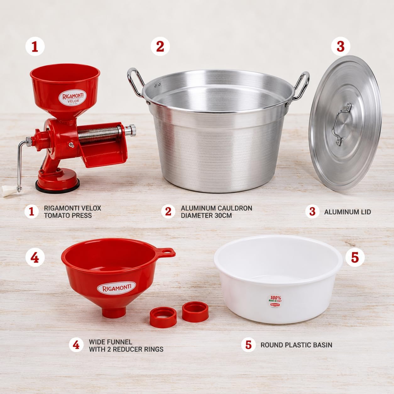 Kit Passata di Pomodoro 5 Pezzi — Passapomodoro Manuale Rigamonti con Ventosa, Caldaia in Alluminio Ø30 con Coperchio Made in Italy, Imbuto per Bottiglie con Riduttori e Bacinella 15 L