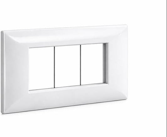 Placca Easy 4 moduli bianco coprifrutto per impianti elettrici civili