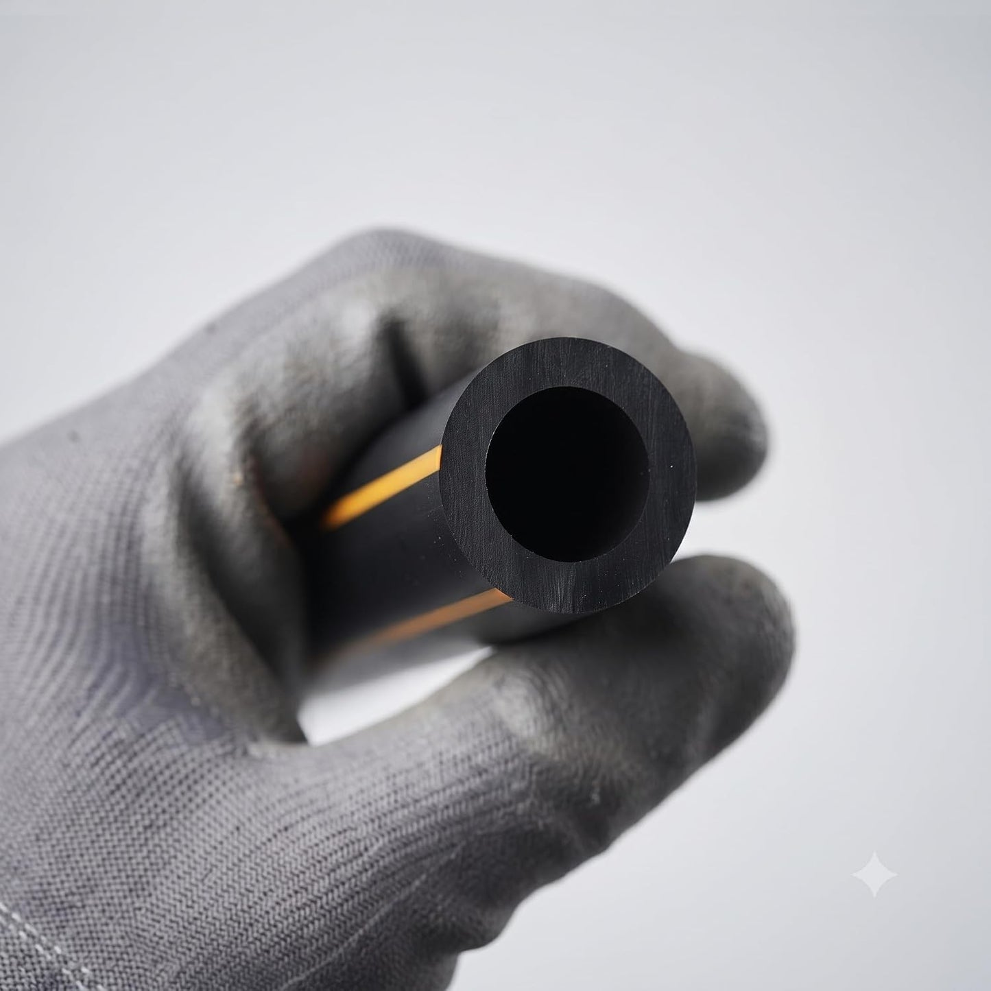 Tubo Polietilene Gas PE100 Alta Densità Ø20 x 3,0 mm Serie S5 in Rotolo 20 m — Nero con Bande Gialle, Conforme UNI EN 1555 e ISO 4437, per Condotte Gas Interrate Metano e GPL - Lemag srl