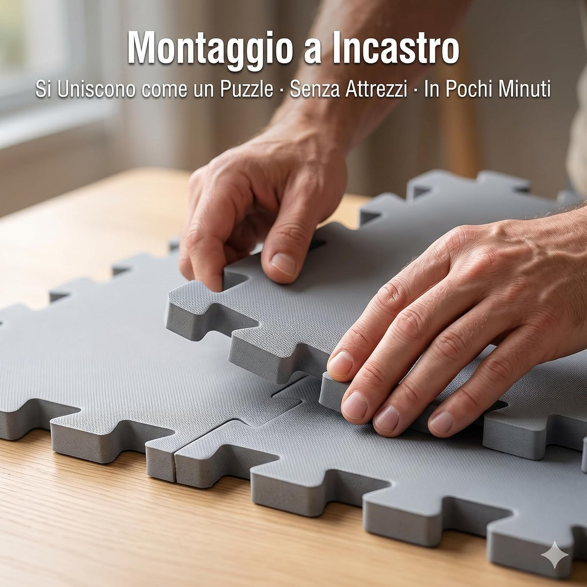 Mani che assemblano a incastro le piastrelle grigie a puzzle del tappeto sottofondo piscina.