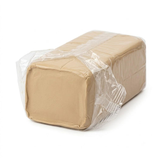 Confezione di stucco da vetraio in pane da 5 kg Lemag per la sigillatura professionale di finestre e vetri su legno.