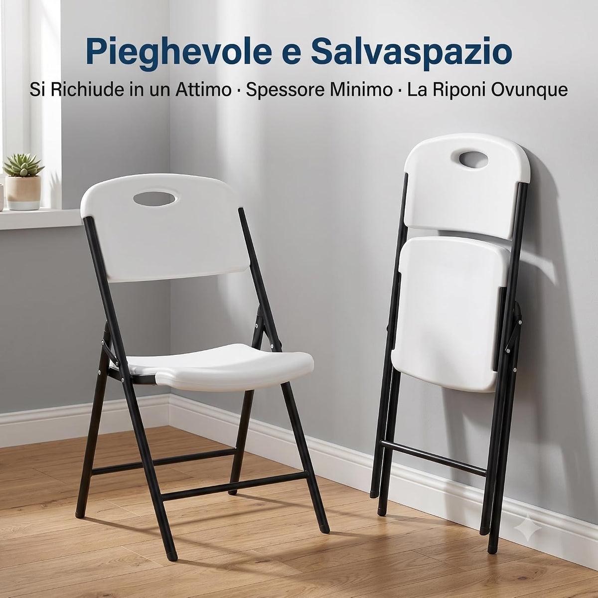 Pratica sedia pieghevole in resina bianca salvaspazio, mostrata aperta e chiusa contro una parete.