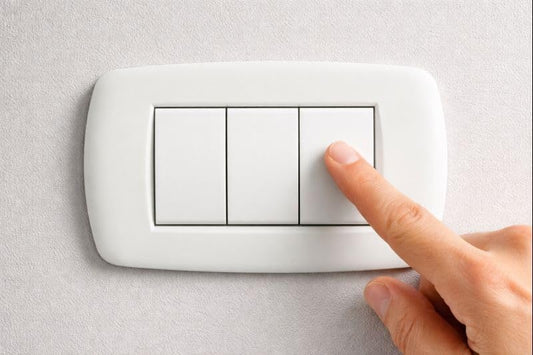 Placca 4 Posti Millennium Bianca Compatibile BTicino Living - Lemag srl